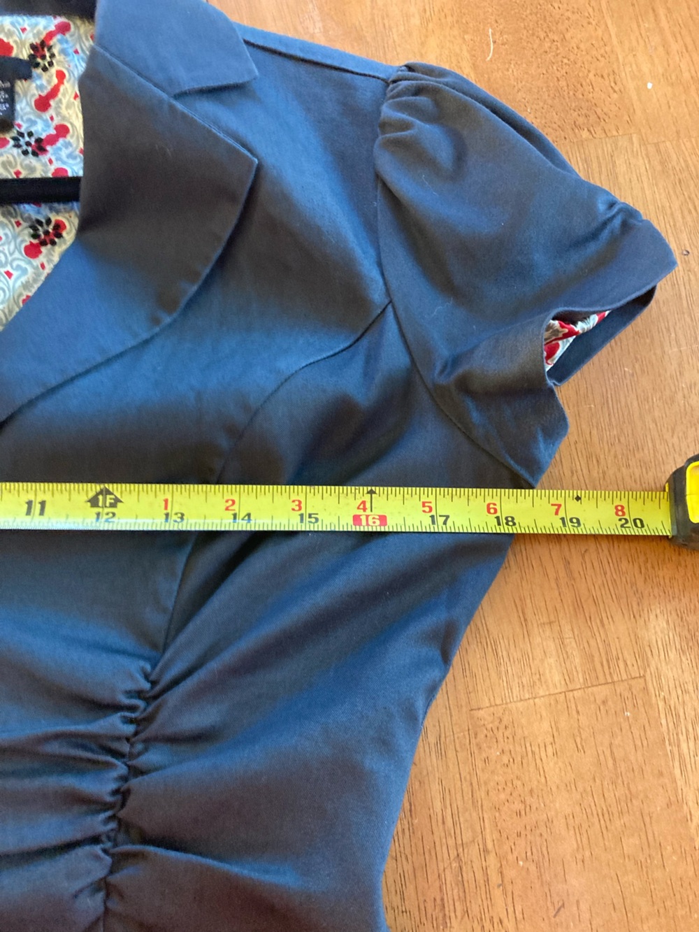 Stoosh Blazer - Fun Ruching Details - Silky Shiny Fabric - M - Y2K Vibes - Picture 11 of 14